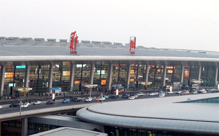 北京首都航空成功开通郑州出发的两条国际货运新航线，提升了物流运输效率(图2)